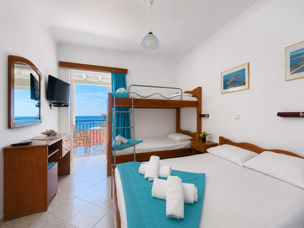 Three Bed with Bunk Beds Studio 2