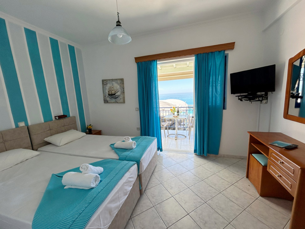 Twin Bed Studio 2
