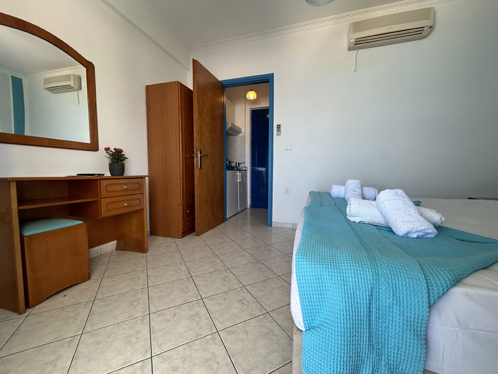 Twin Bed Studio Internal 9